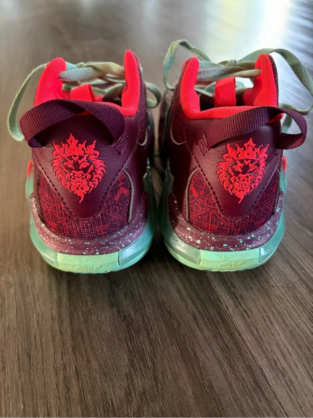 Nike LeBron Witness 7 SE GS Basketball Shoes